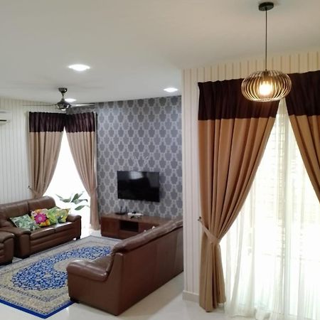 Juniper Homestay Putrajaya Presint 11 Eksteriør billede