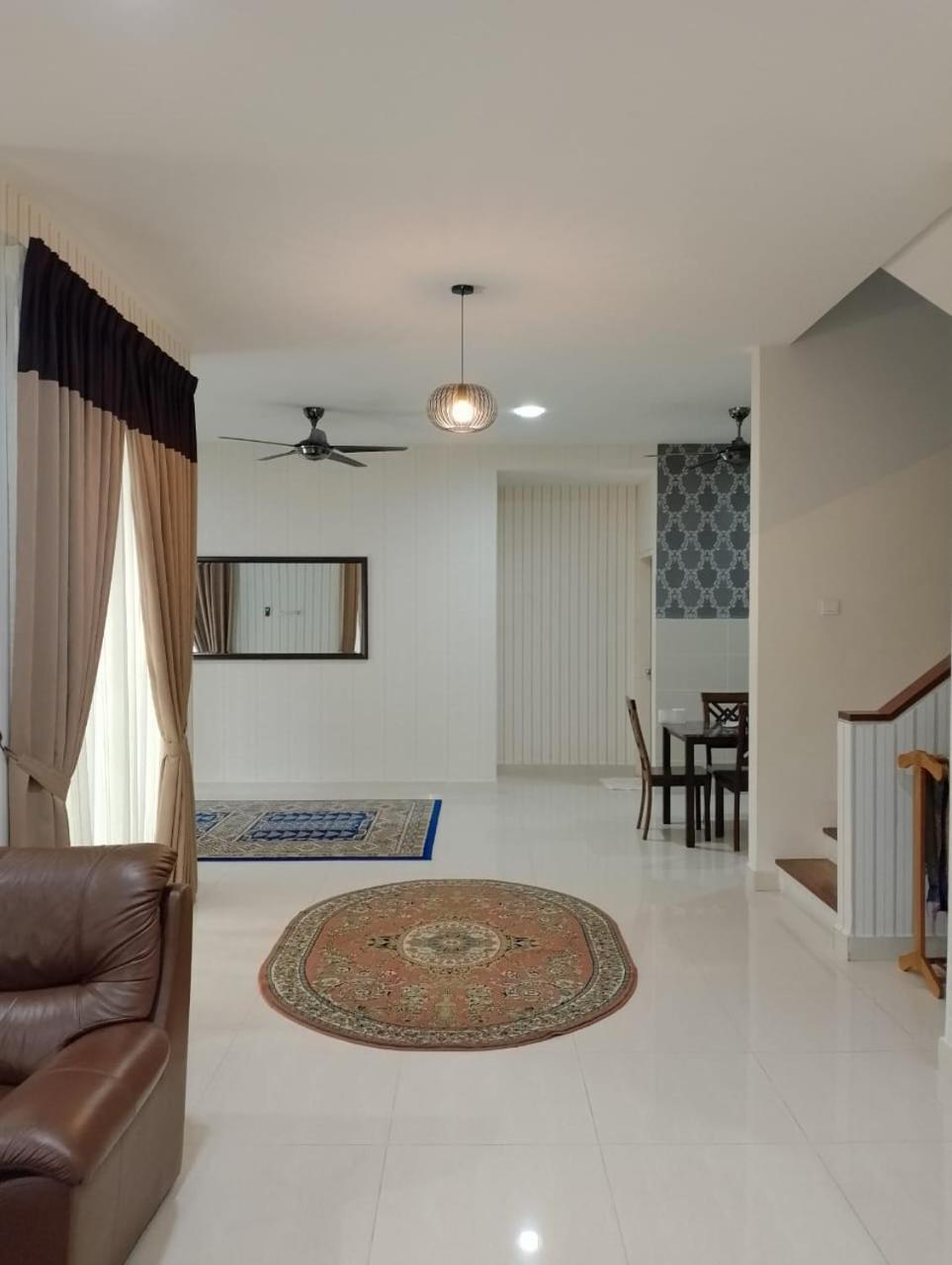Juniper Homestay Putrajaya Presint 11 Eksteriør billede
