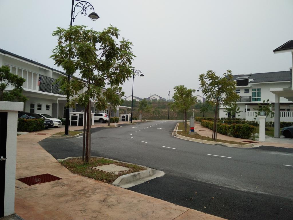Juniper Homestay Putrajaya Presint 11 Eksteriør billede